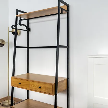 Center With Free Parking And Sauna * Talin